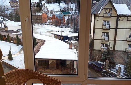 Dombay Apartment | Relaxing Stay at Apartment 404, ЖК "ВЕРШИНА" - Rated 9/10