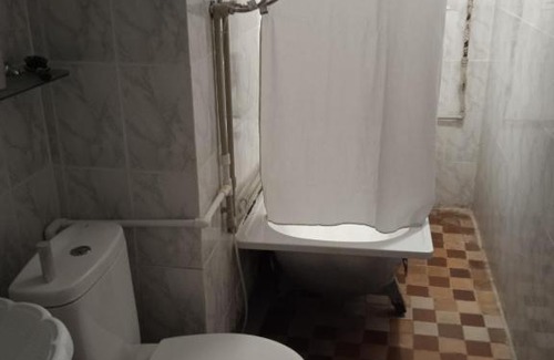 Gagra Apartment | Cozy Apartment: Family-Friendly Retreat Awaiting You