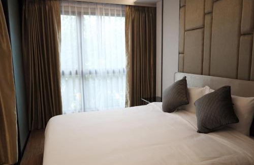 Cherngtalay Apartment | Mida Grande C303: 4-Star Oceanfront Retreat in Surin