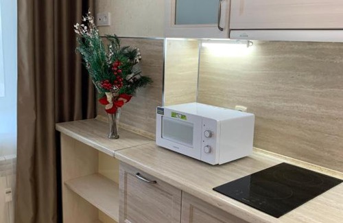 Blagoveschenka Apartment | Cozy Apartment with Relaxing Hot Tub Amenities