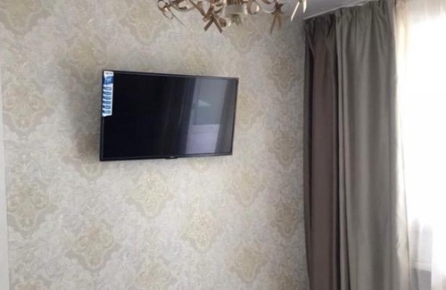 Blagoveschenka Apartment | Cozy Apartment with Relaxing Hot Tub Amenities