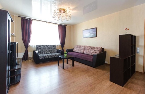Tolyatti Apartment | Cozy 2-Bedroom Apartments at Автостроителей, 43
