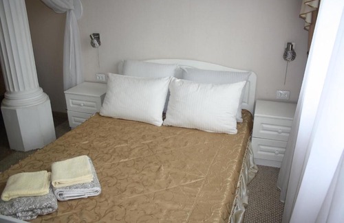 Norilsk Apartment | Discover Kirnova 25: Pet-Friendly Retreat with a 9/10 Rating