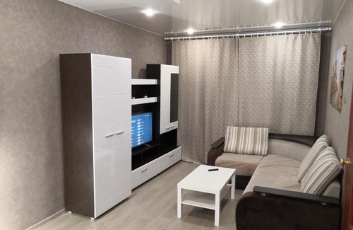 Kirovsk Apartment | Pet-Friendly Retreat at Кировск Олимпийская 81 by the Mountains