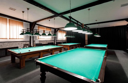 Zapadnyy okrug House | Relax at Клуб РЕСПЕКТ: Guest Rated 9/10 with Hot Tub