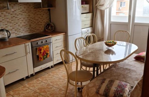 Zapadnyy okrug Apartment | Cozy Кожевенная 6266: Wheelchair Accessible Haven