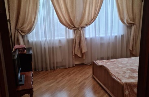 Zapadnyy okrug Apartment | Cozy Кожевенная 6266: Wheelchair Accessible Haven