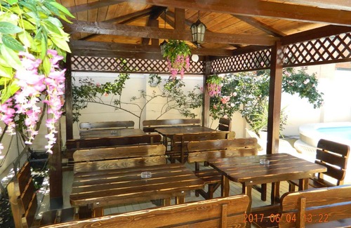 Gelendzhik House | Relaxing Rooms with Pool Access for Your Getaway