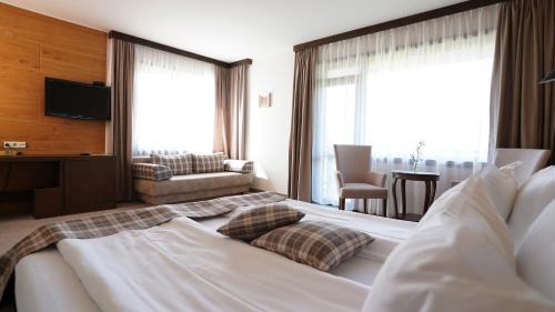 Hadjidimovo Resort | Experience Ocean Views at Комплекс Белите скали