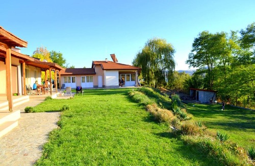 Madzharovo House | Guest-Rated 10/10: Малки Воден with Pool & Ocean View