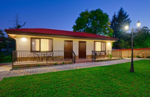 Hisarja House | Oceanfront Retreat at Комплекс Колонада - Rated 9.7/10