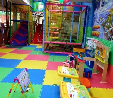 Blagoevgrad Hotel | Kid-Friendly Comfort at Комплекс Кремен - Rated 9/10