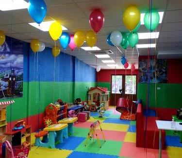 Blagoevgrad Hotel | Kid-Friendly Comfort at Комплекс Кремен - Rated 9/10