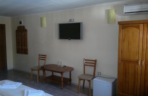 Sandanski Resort | Discover Рожена: Pet-Friendly Hotel with Ocean View Pool