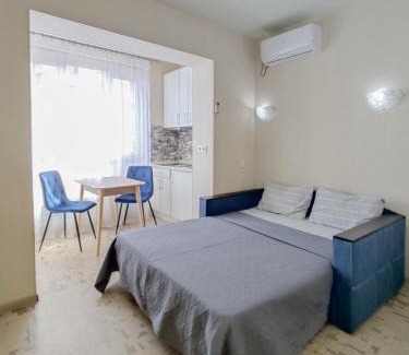 Petrovskoye Apartment | Top-Rated Studio Near South Train Station for Your Stay