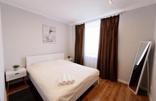 Ternopil Apartment | Tranquil Apartment in the Heart of the City - 9.7/10 Rated