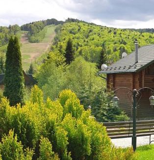 Myhove House | Relax in a Comforting Cottage at Migevo with Ocean Views