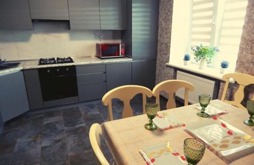 Uman Apartment | Comfortable Apartments Near Fantasy Park with Breakfast