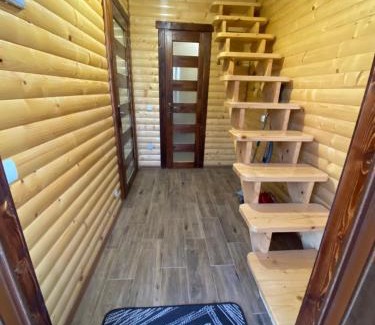 Myslivka House | Pet-Friendly Holiday Homes with Oceanfront Views in Bubnyshche