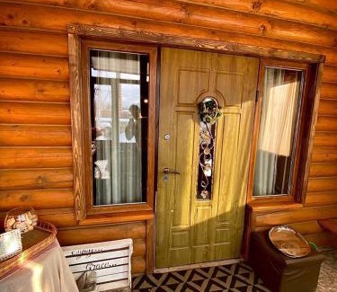 Skole House | Cozy Cottage in the Carpathians, Pet & Child Friendly Stay