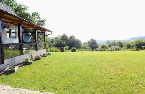 Yaremche House | Pet-Friendly Cottage "Гірський Затишок" - Guest Rated 9.8