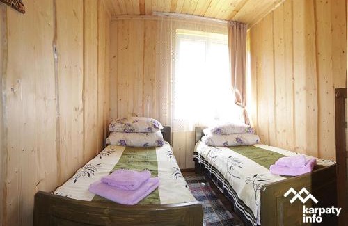 Soymy House | Guest Rated 9.4: Котедж Ялівець with Family-Friendly Amenities