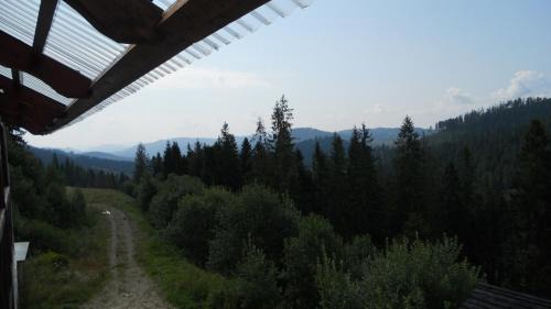 Plavya House | Cozy Котедж: Family-Friendly Retreat with Kitchen Access