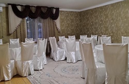 Nur-Sultan House | Welcoming Коттедж Жанкент 74 with Pool & Family Fun