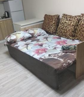 Dzerzhyns'kyi District Apartment | Cozy Коттедж Науки 65: Perfect for Kids and Pets