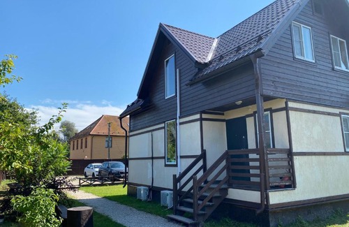 Nizhnie Pryski House | Cozy Cottage "УЮТ" with Oceanfront Views and Kitchen