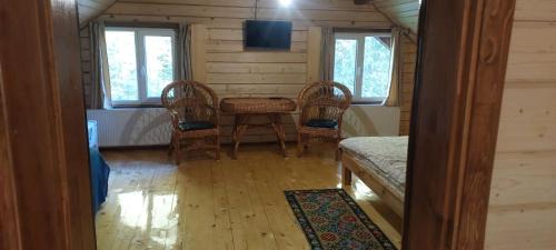 Soymy Hotel | Cozy Retreat at Крайня Хата with Spa & Hot Tub Access