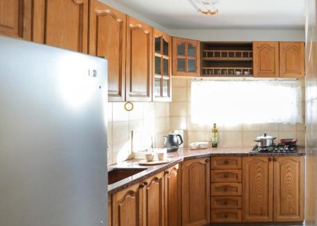 Bat Yam Apartment | Pet and Child Friendly Short-Term Rentals in Bat Yam