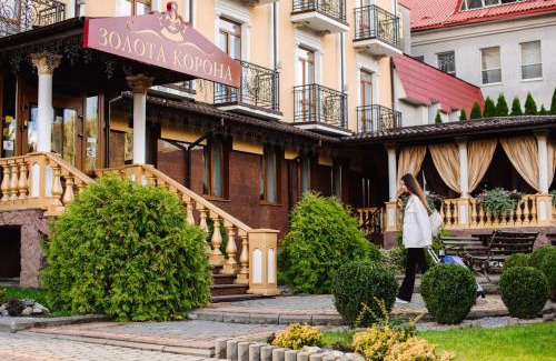 Truskavets Hotel | Charming Курортний Готель Золота Корона with Family Amenities