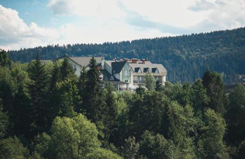 Skhidnytsya Hotel | Discover the Santa Maria Resort: Oceanfront Bliss Awaits