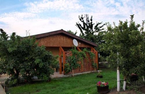 Shabla House | Explore Къща бунгало Градината with a Full Kitchen