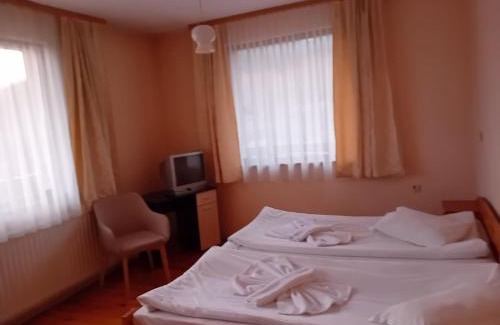 Dobrinishte House | Budget-Friendly Stay at Къща Гергана - Pet and Child Friendly