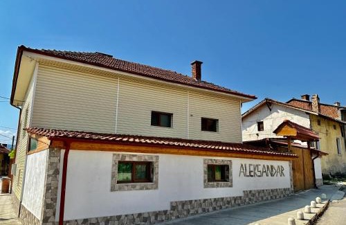 Velingrad Villa | Discover Къща за гости “Александър”: 4-Star Guest Haven