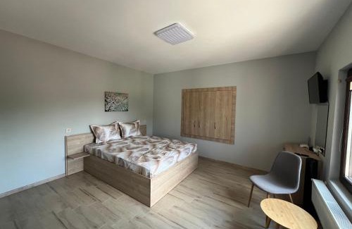 Hisarja House | Къща за гости Бадови