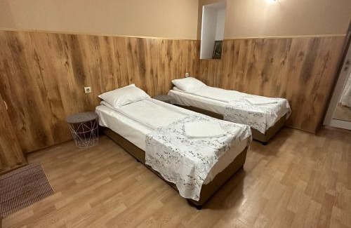 Pirdop House | Top-Rated Family-Friendly Stay at Къща за гости БОНИТА