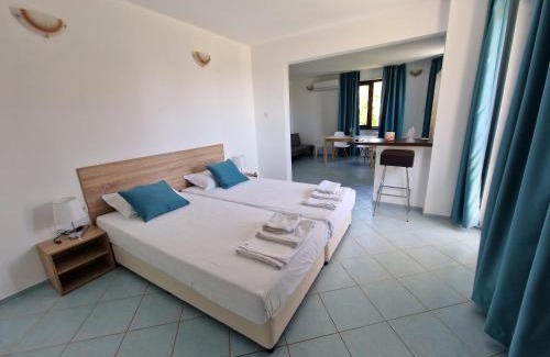 Chernomorets House | Discover Къща за гости Валена in Черноморец - 9.2 Rating!