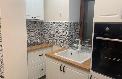 Luki House | Child-Friendly Къща за гости Вино от глухарчета - Rated 9.8