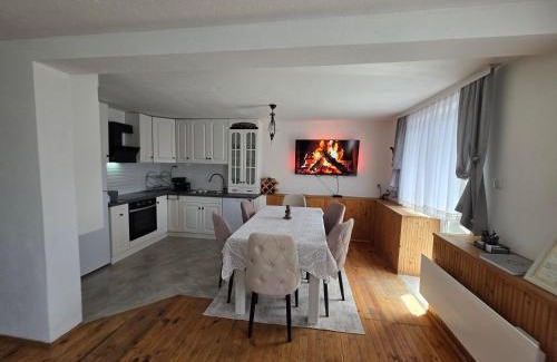 Ravnogor House | Къща за гости ВИРА