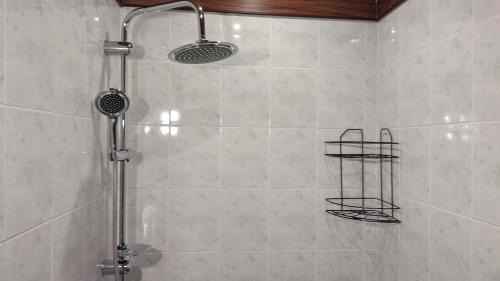 Brestnik House | Cozy Guest House Vishniava Gradina with Family-Friendly Amenities