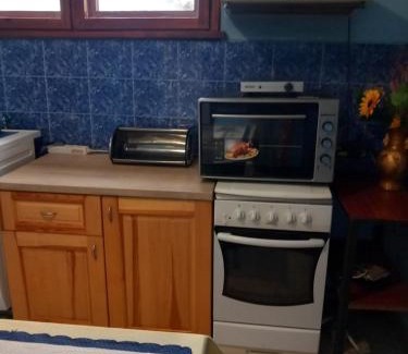 Govedartsi House | Discover Къща за гости Дани: A Family-Friendly Retreat