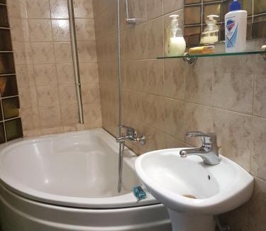 Bankya House | Pet-Friendly Къща за гости Жорж with Breakfast & Family Amenities