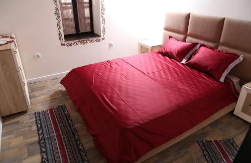Kostenkovtsi House | Cozy Guest House "Жълтицата" with Ocean Views & Pool