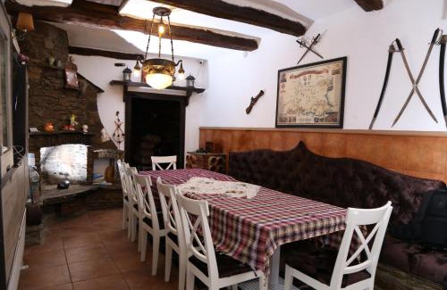 Kostenkovtsi House | Cozy Guest House "Жълтицата" with Ocean Views & Pool