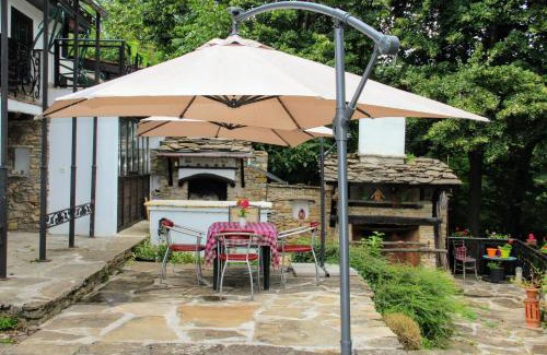 Kostenkovtsi House | Cozy Guest House "Жълтицата" with Ocean Views & Pool