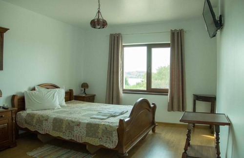 Tutrakan House | Kid-Friendly Stay at Къща за гости Лодката - Rated 8.8
