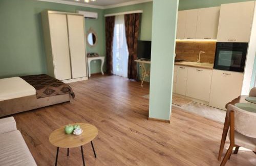 Chernomorets House | Guest Rated 10/10: Къща за гости НЕЛ with Ocean Views